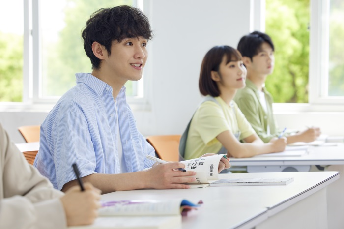 数学和数学有什么区别和联系