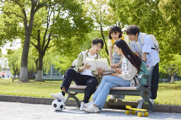 衡水一中招生条件 学费一般是多少钱